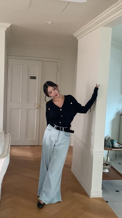 V領金釦雙口袋針織衣4