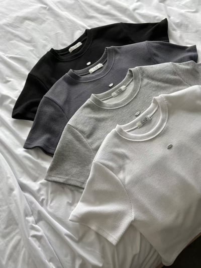 銀牌logo坑紋短袖Ｔ+抽繩寬褲SET14