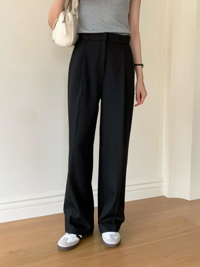 熱銷中！極簡壓褶設計直筒西裝褲10