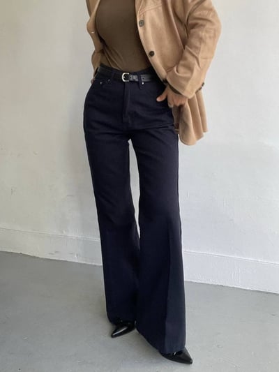 高腰薄絨面小喇叭牛仔褲3