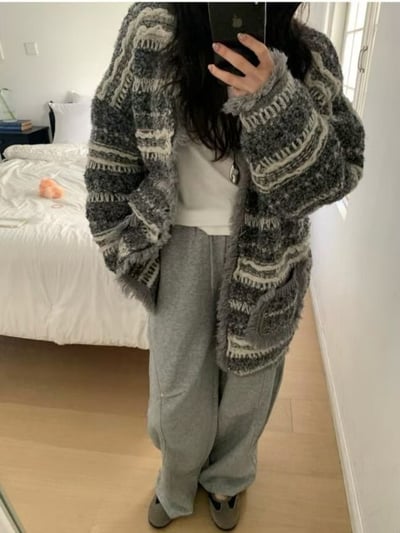 勾線條紋造型連帽長版外套2