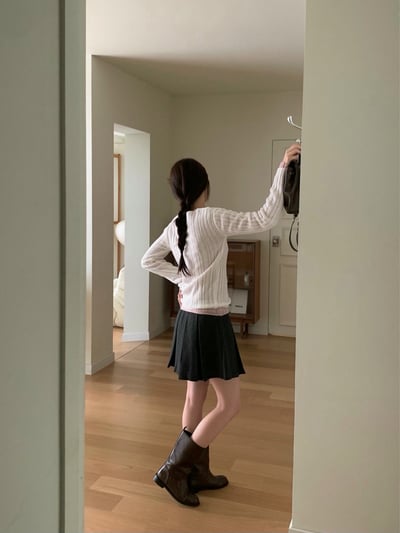 圓領坑紋博款針織衫7