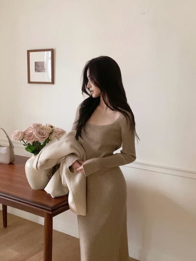 大方領針織坑條長版洋5