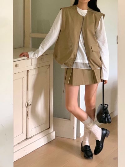 雙口袋拉鍊背心＋工裝風側百摺短褲裙5