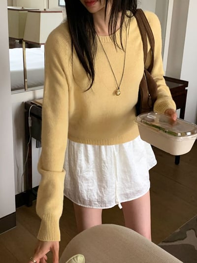 圓領後logo皮革車標素色針織衣8