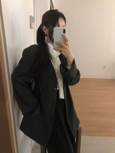 無領雙釦造型墊肩西裝外套3