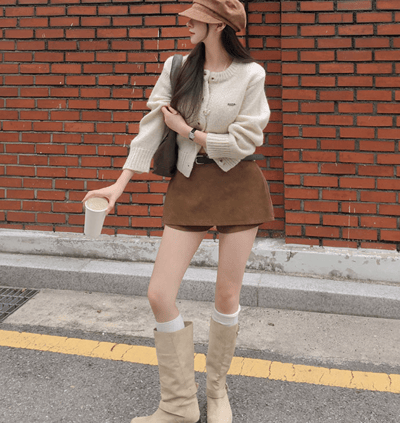 低腰辣款麂皮短褲裙（附皮帶）1