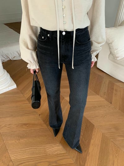 激推顯瘦款小喇叭牛仔褲1