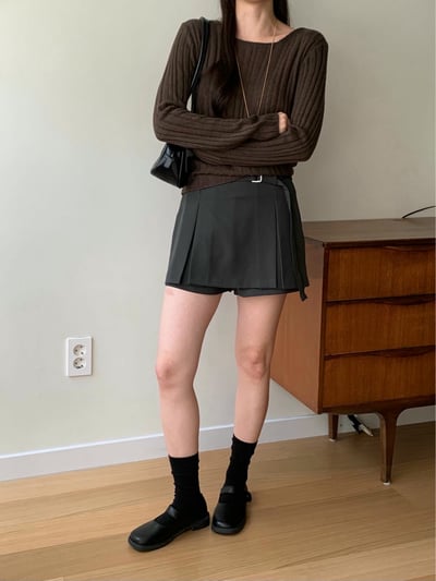 圓領坑紋博款針織衫8