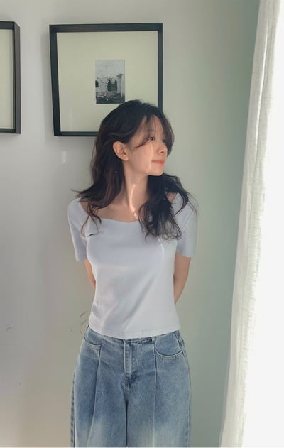 馬卡龍色系尖領順身T3