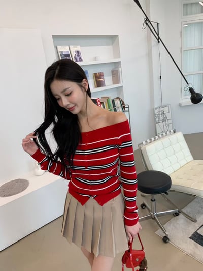 螺紋平領排釦條紋薄針織衣21