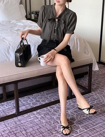 （客訂勿下單)綁結領前壓摺公主袖雪紡衫9