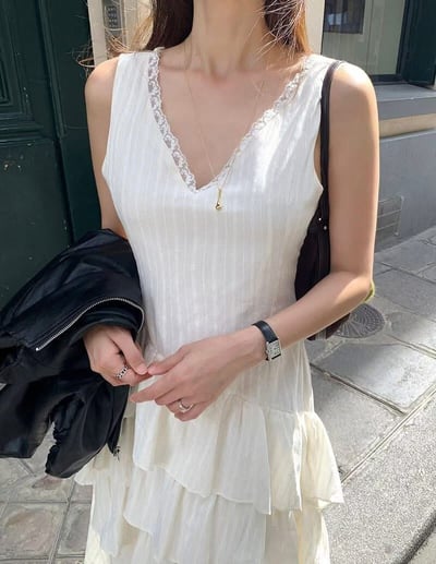 蕾絲V領小花刺繡斜邊層次蛋糕長洋13