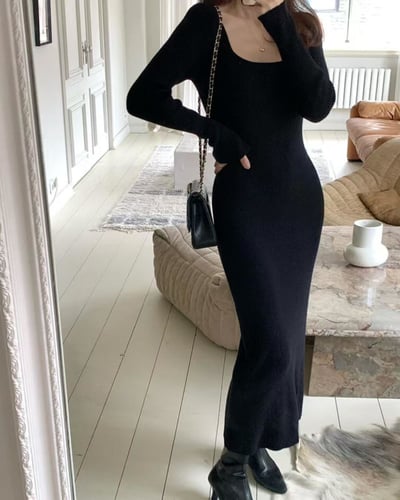 大方領針織坑條長版洋4