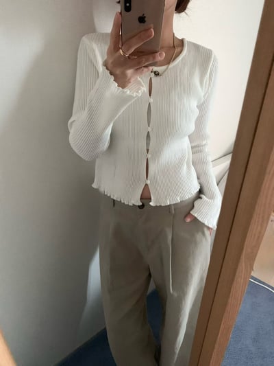 木耳滾邊細坑紋彈性針織外套3