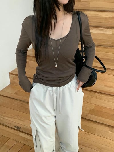 Ｖ領背心+透感薄款Ｔ兩件式SET11