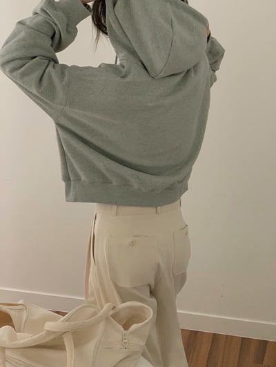 刺繡字母抽繩連帽外套7