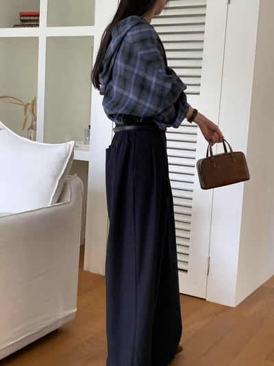 後鬆緊前壓褶秋冬厚款寬褲（附皮帶)3