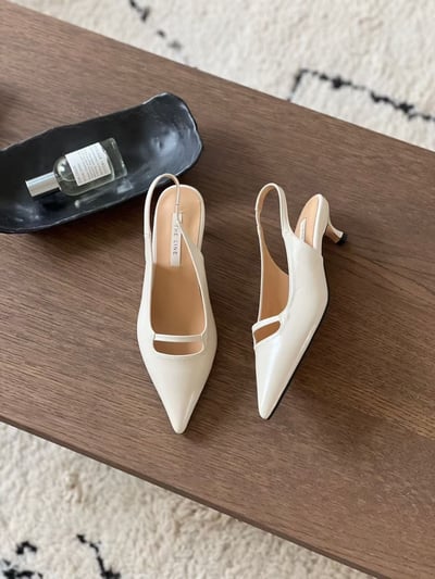 簡約一字款鏤空尖頭皮革跟鞋（5cm)3