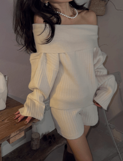 反摺平領羊毛針織衣＋鬆緊短褲SET4