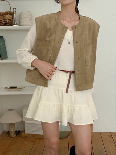 極簡圓領雙口袋麂皮背心4