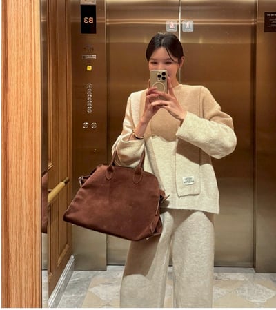 圓領針織上衣+連帽圍巾+長褲三件套SET2