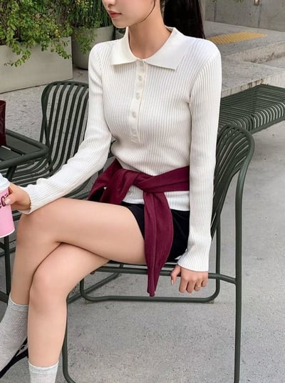 排釦翻領坑紋彈力針織衣1