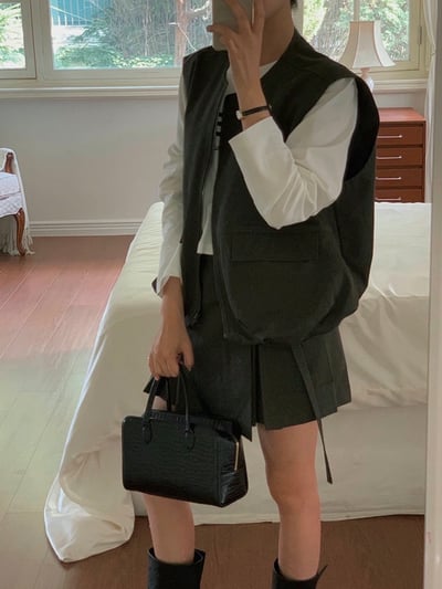 雙口袋拉鍊背心＋工裝風側百摺短褲裙12