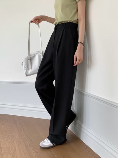 熱銷中！極簡壓褶設計直筒西裝褲9