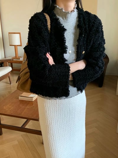 蕾絲滾邊壓皺毛感金釦外套4