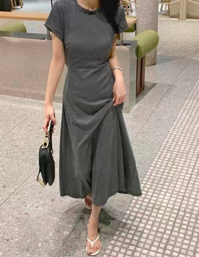 腰間鏤空傘擺條文棉質長洋9