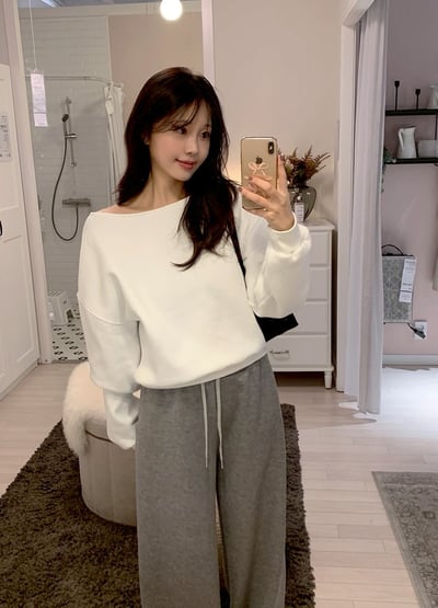 斜肩內抓絨素色大學Ｔ1