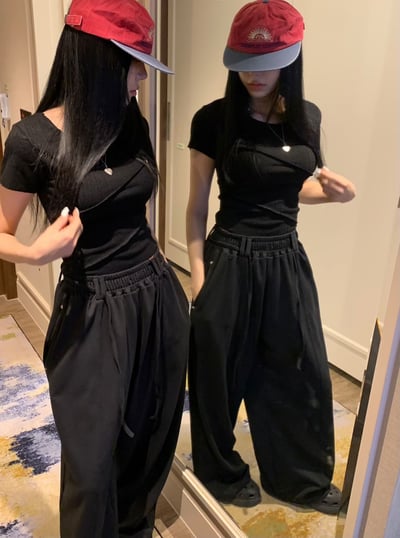 不規則切線壓紋設計短版Ｔ4