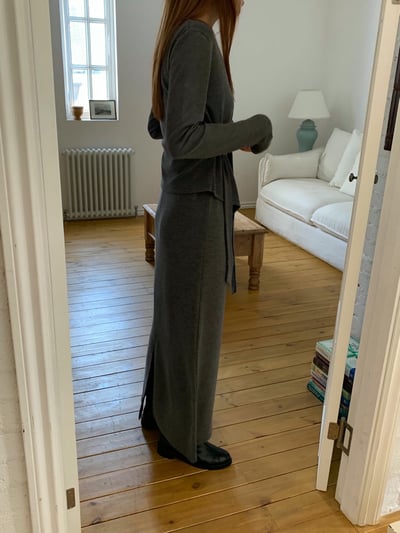 側綁結薄款Ｔ＋抽繩鬆緊長裙SET(可拆買)8