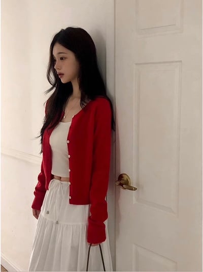 多色款！金牌小logo圓領排釦短版針織衣13