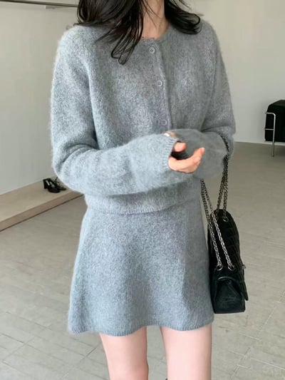 短毛圓領排釦針織衫＋鬆緊Ａ字短裙SET11