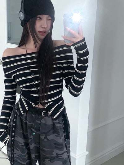 反折平領排釦下開衩橫條紋針織衫3