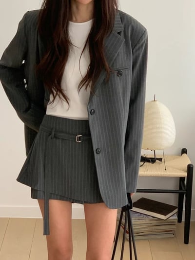 直紋西裝外套＋腰帶不規則短褲裙SET14