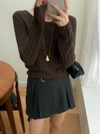 圓領坑紋博款針織衫1