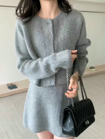 短毛圓領排釦針織衫＋鬆緊Ａ字短裙SET10
