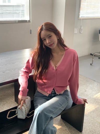 Ｖ領撞色假兩件排釦針織衫6