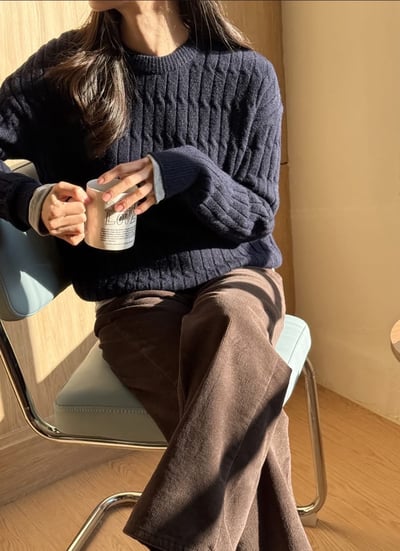 圓領立體扭結麻花羊毛針織衣（羊毛5%)2