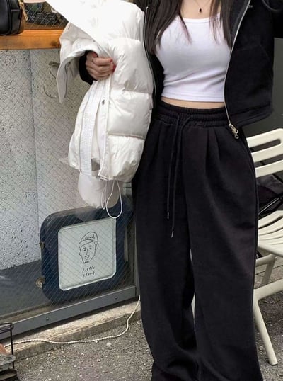 小圓牌休閒短版連帽外+長褲SET12