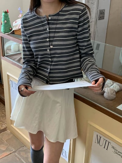 文青條紋鈕扣上衣7