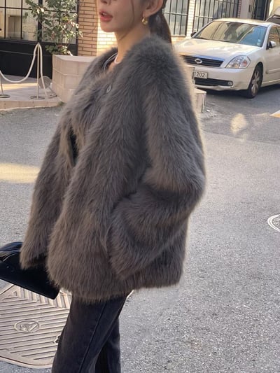 圓領排釦長毛款寬鬆外6