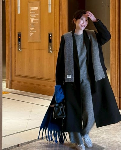 圓領針織上衣+連帽圍巾+長褲三件套SET10