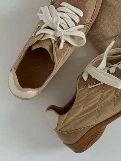 超柔軟！方頭車線軟底德訓鞋3