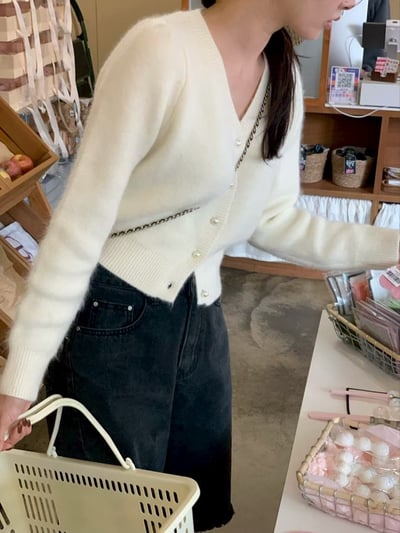 公主袖Ｖ領珍珠釦短毛針織衫5