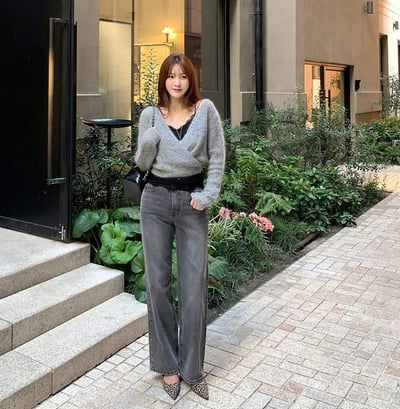 刷淺白黑灰直筒牛仔褲2