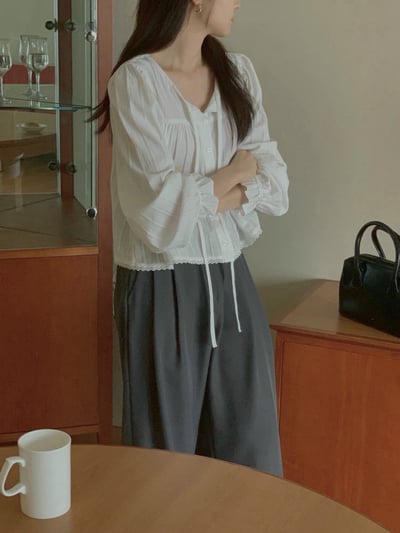 綁結領喇叭袖壓摺排釦襯衫3